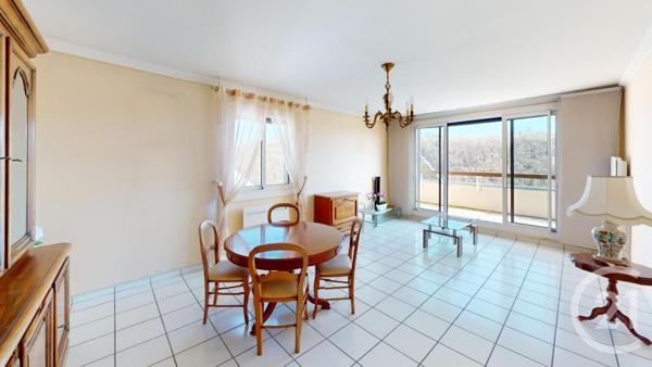 Appartement F4 à vendre  4 pièces - 91,66 m2 RODEZ - 12