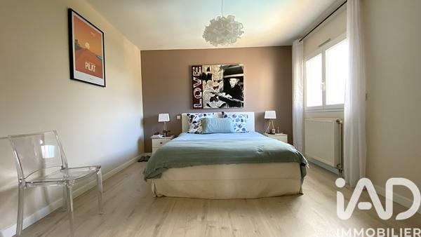 Maison à vendre 6 pièces 200 m² Saint-Médard-en-Jalles