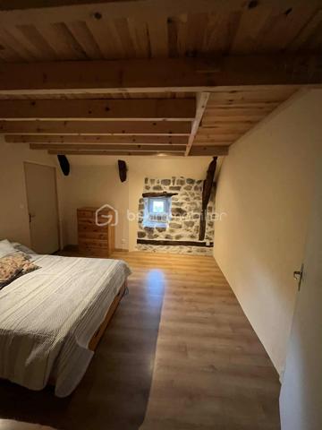 Maison en pierre de 131 m²