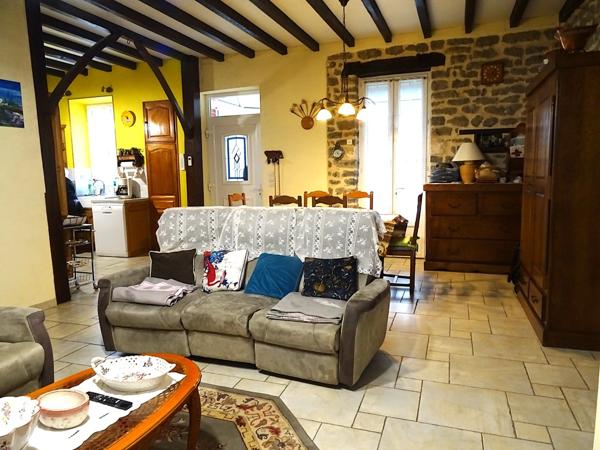 Maison à vendre 5 pièces proche de MONTCEAU LES MINES (71)