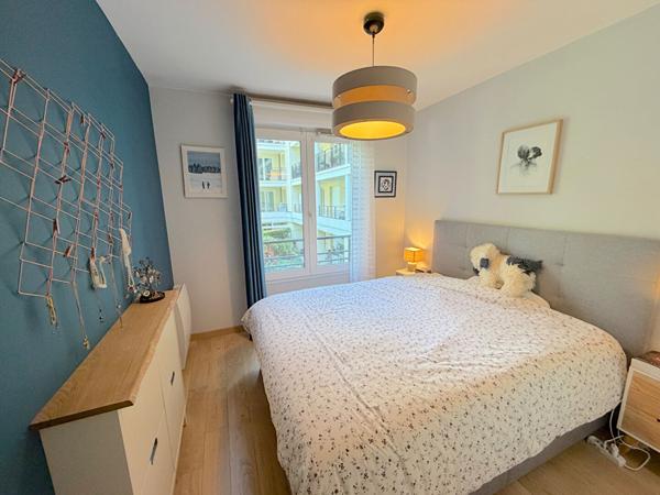 Appartement Antony 2 pièce(s) 39.38 m2 Balcon, Cave et parking