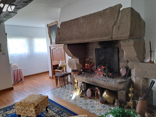 Maison à La Roche-Jaudy