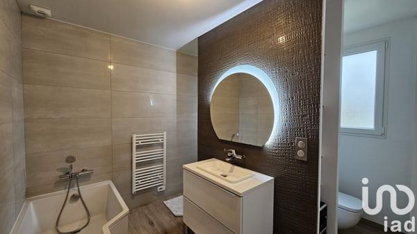 Maison traditionnelle 6 pièces de 138 m² à Noiseau (94880)