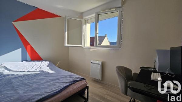 Maison traditionnelle 6 pièces de 138 m² à Noiseau (94880)