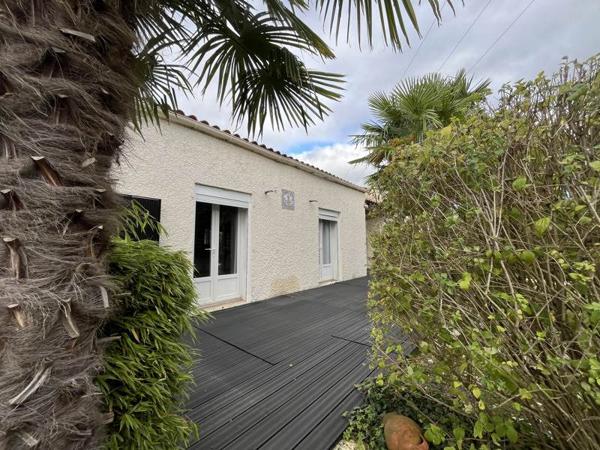 Maison à vendre |  Pont-l'Abbé-d'Arnoult |  5 pièces | 145 m²