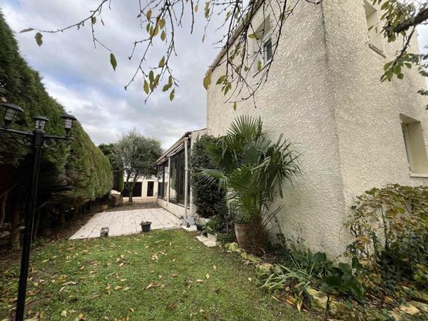 Maison à vendre |  Pont-l'Abbé-d'Arnoult |  5 pièces | 145 m²