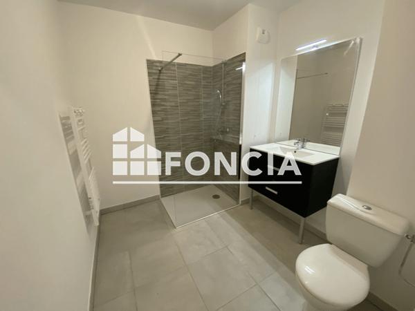 Location Appartement 2 pièces 43.4 m² - 45-81 RUE DES CHENES Frejus 83600