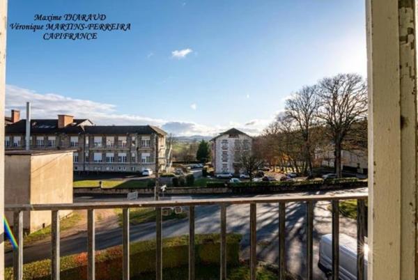 Immeuble de Rapport 11 logements LA GUICHE (71)