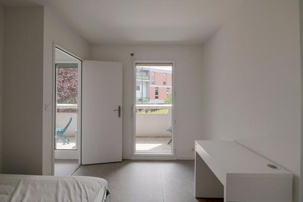 Appartement RENNES - BEAUREGARD - T5 - TERRASSE - GARAGE FERME - LUMINEUX