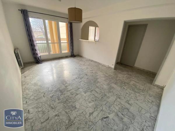 Appartement à louer 2 pièces 48.4m²