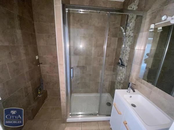 Appartement à louer 2 pièces 48.4m²