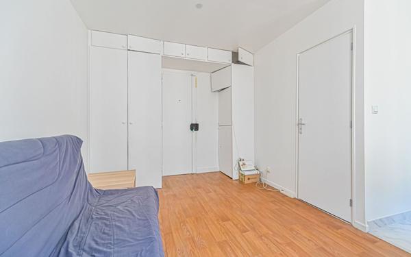 Appartement à louer    1 pièce • 15,86 m2 Clichy