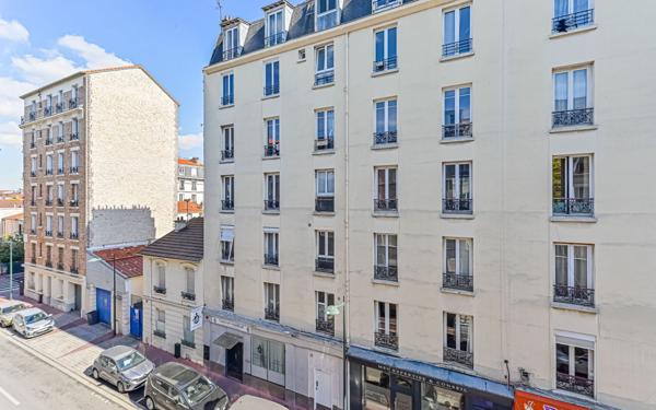 Appartement à louer    1 pièce • 15,86 m2 Clichy