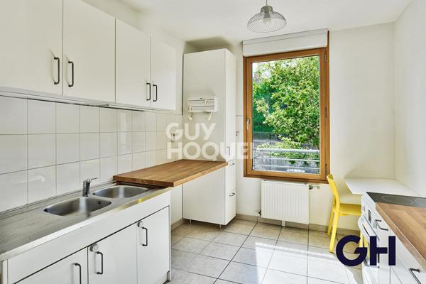 Caluire centre T3 68 m2 loggia et garage