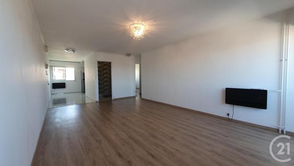 Appartement F3 à vendre  4 pièces - 78 m2 MONTLUCON - 03