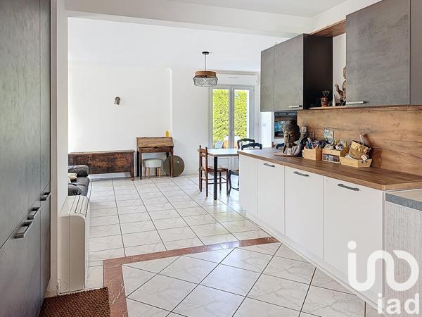 Maison à vendre 8 pièces 251 m² Montlouis-sur-Loire