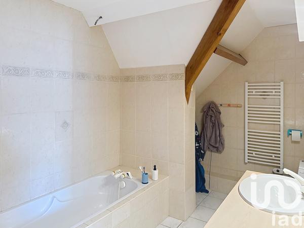 Maison à vendre 8 pièces 251 m² Montlouis-sur-Loire