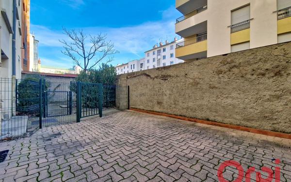 Appartement à louer    4 pièces • 117 m2 Lyon 3
