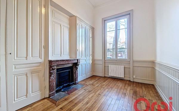 Appartement à louer    4 pièces • 117 m2 Lyon 3