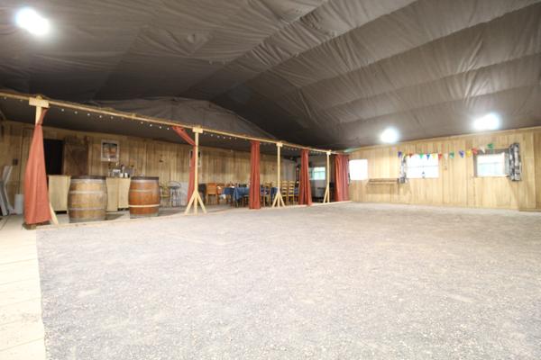 Saint-Jean-et-Saint-Paul (12250) 15 pièces 731 m² 10000 m² ENSEMBLE IMMOBILIER 731 M² AVEC MAISON, BATIMENT, HANGAR, GARAGE SUR 1 HECTARE DE TE