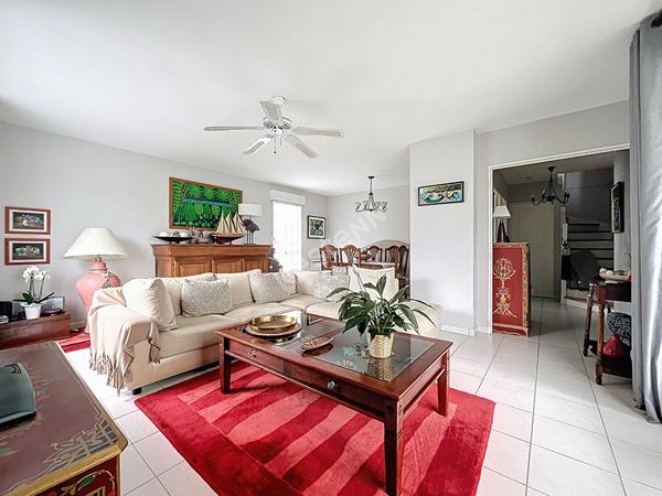 EXCLUSIVITE / Nantes Sainte Thérèse - Rond point de Vannes: Appartement duplex 4 chambres / 114m² / 2 terrasses / garage / DPE en C /