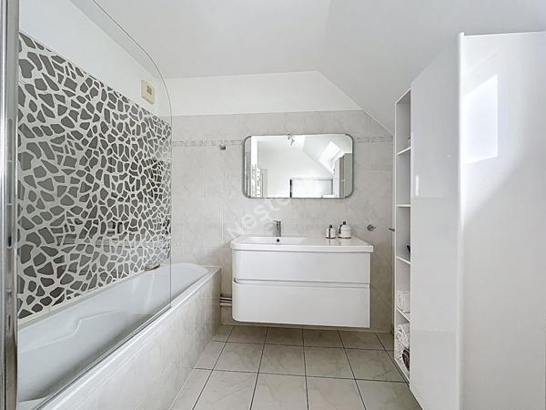 EXCLUSIVITE / Nantes Sainte Thérèse - Rond point de Vannes: Appartement duplex 4 chambres / 114m² / 2 terrasses / garage / DPE en C /