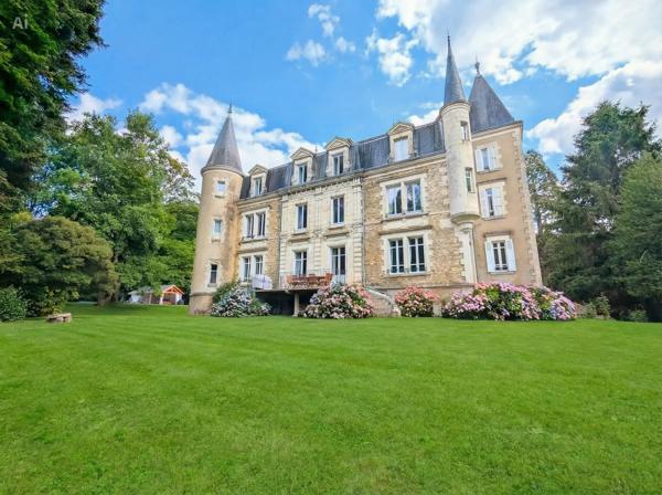 Chateau à vendre à Saint-Germain-les-Belles (87380) - Haute-Vienne