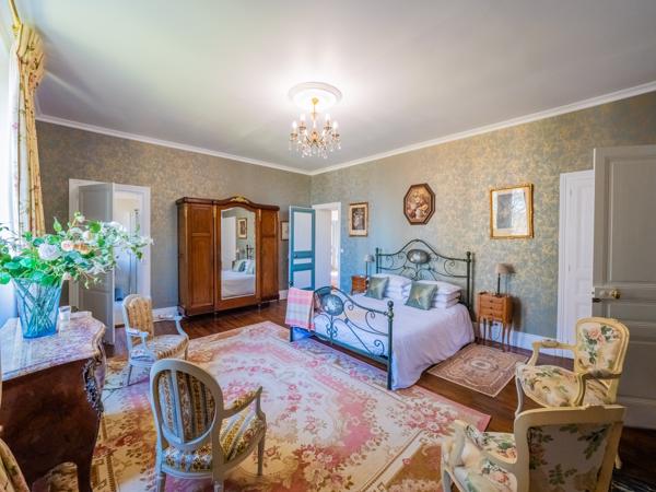Chateau à vendre à Saint-Germain-les-Belles (87380) - Haute-Vienne