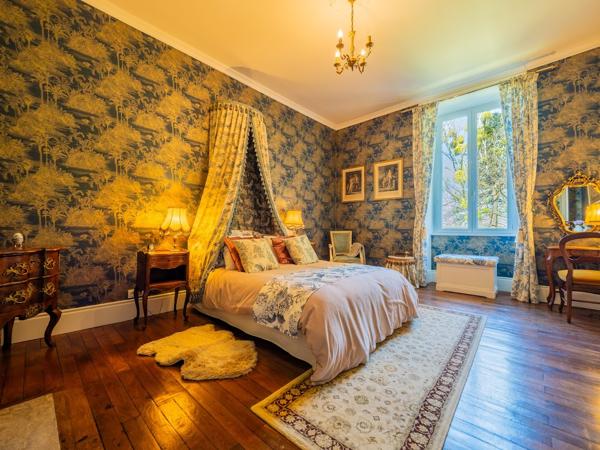 Chateau à vendre à Saint-Germain-les-Belles (87380) - Haute-Vienne