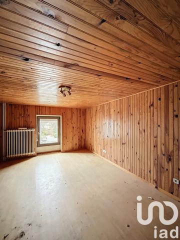 Immeuble à vendre 257 m² Ippling