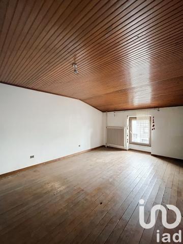 Immeuble à vendre 257 m² Ippling