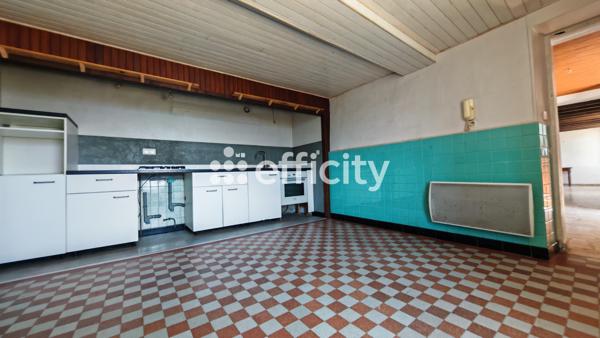 Maison
         6 pièces
        - 150 m² 469 000 € *