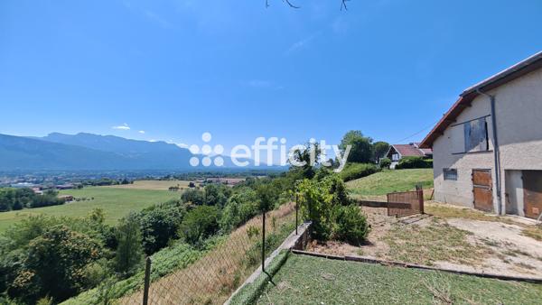 Maison
         6 pièces
        - 150 m² 469 000 € *