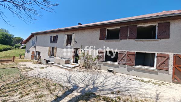 Maison
         6 pièces
        - 150 m² 469 000 € *