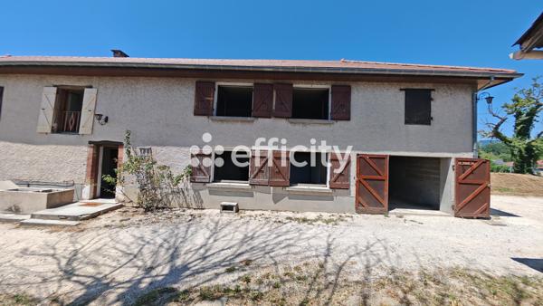 Maison
         6 pièces
        - 150 m² 469 000 € *