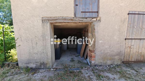 Maison
         6 pièces
        - 150 m² 469 000 € *