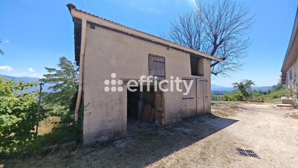 Maison
         6 pièces
        - 150 m² 469 000 € *