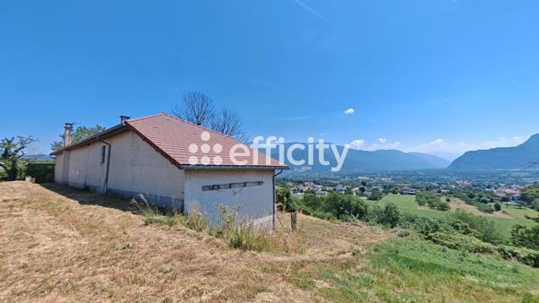 Maison
         6 pièces
        - 150 m² 469 000 € *