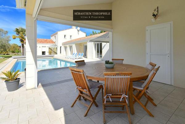 Maison T7 Prestige avec annexes et dépendance