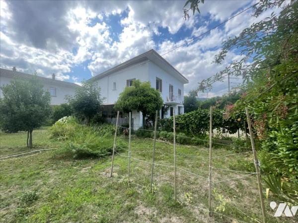 Maison 145 m² sur 530 m² de terrain