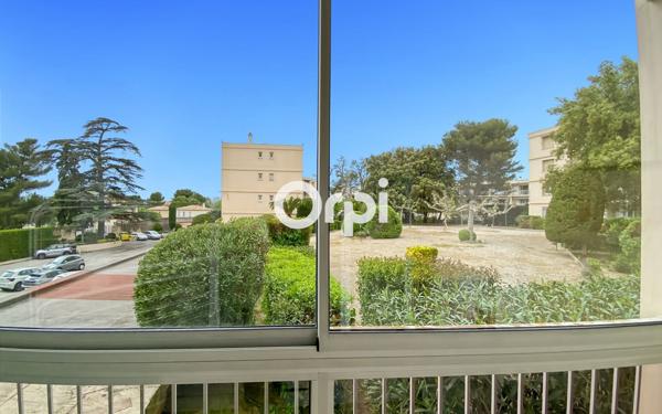 Appartement à vendre    3 pièces • 74 m2 Marseille 12