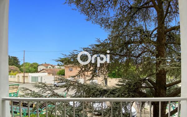 Appartement à vendre    3 pièces • 74 m2 Marseille 12