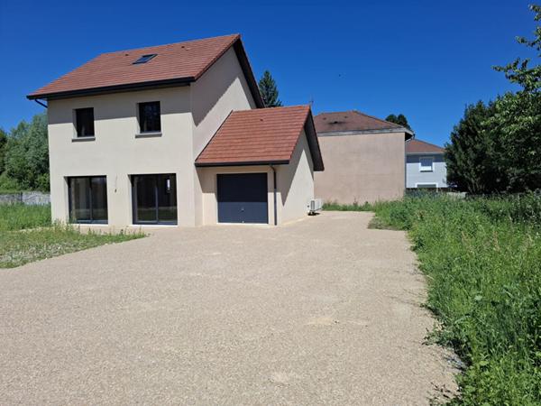 Villa neuve 2025 T4 de 94.37 m² + garage et combles aménageables de 25 m²
