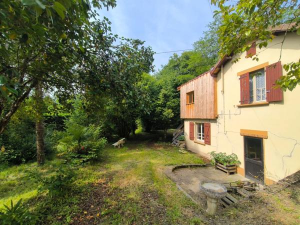 Dpt Gers (32), à vendre RISCLE maison à rénover T4 de 90 m² habitables avec grand garage sur 1350 m² de terrain, au calme