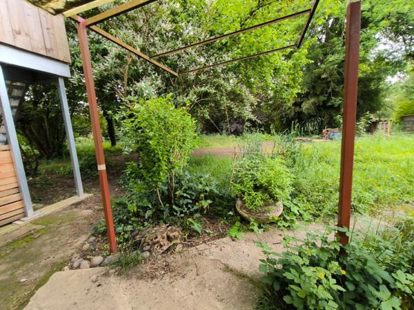 Dpt Gers (32), à vendre RISCLE maison à rénover T4 de 90 m² habitables avec grand garage sur 1350 m² de terrain, au calme