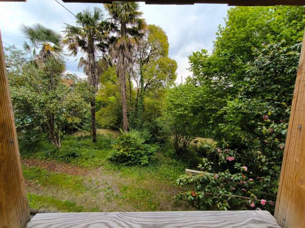 Dpt Gers (32), à vendre RISCLE maison à rénover T4 de 90 m² habitables avec grand garage sur 1350 m² de terrain, au calme