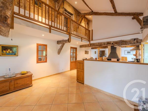 Maison à vendre  8 pièces - 256,86 m 2   CAGNOTTE  - 40