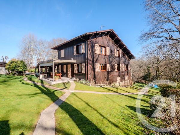 Maison à vendre  8 pièces - 256,86 m 2   CAGNOTTE  - 40