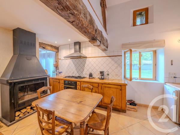 Maison à vendre  8 pièces - 256,86 m 2   CAGNOTTE  - 40