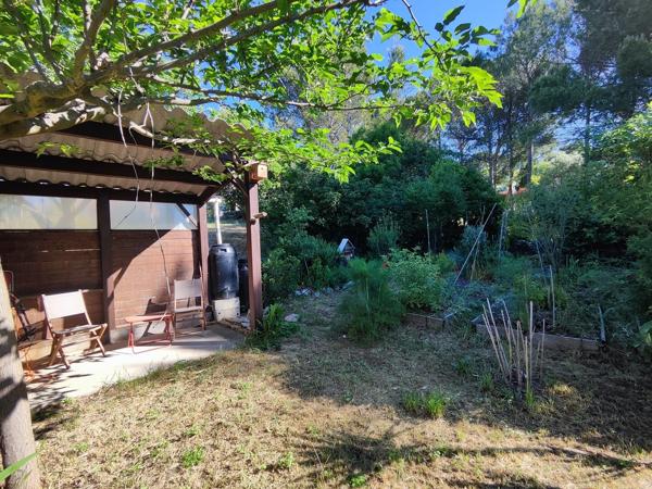Au nord d'Aix, villa avec studio, jardin, garage et vue 615 000 € H.A.I.*